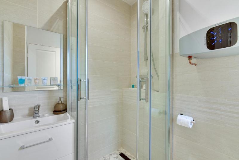 810 Suite Lucky Sam - Superb Apartment Bagnolet Ngoại thất bức ảnh